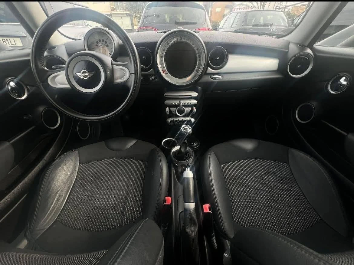 MINI 3 Portas One D 5