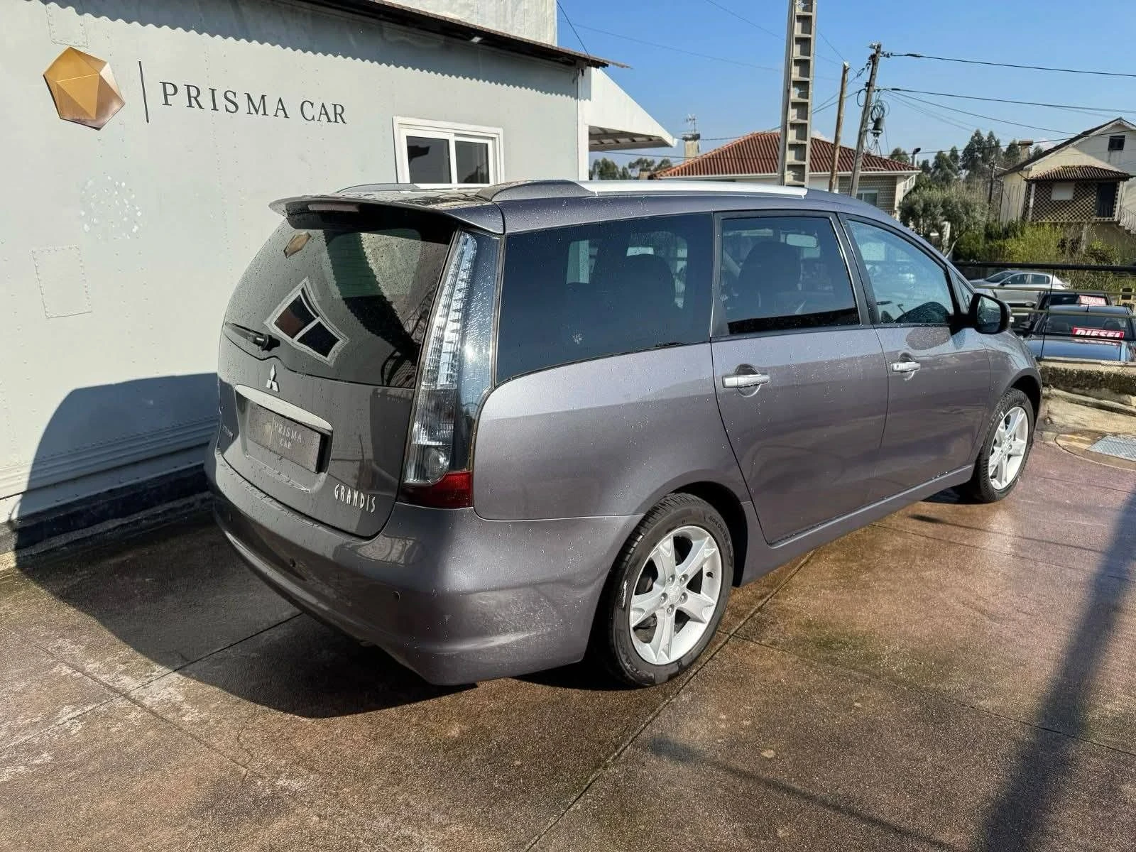 Mitsubishi Grandis 2.0 DI-D Insport 4