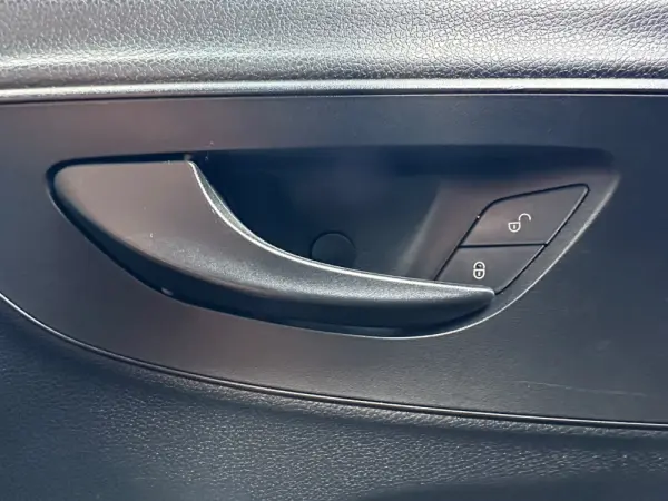 Mercedes-Benz Sprinter Compacta HA 9G-TRONIC 21
