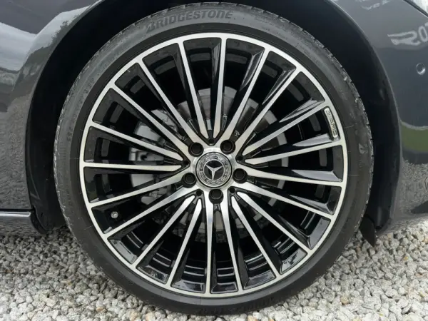 Mercedes-Benz C 220 d Avantgarde 7