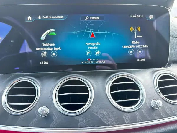 Mercedes-Benz E 300 de AMG Line 11