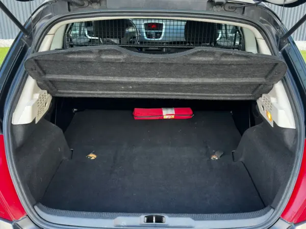 Peugeot 207 1.6 HDi Sport 19