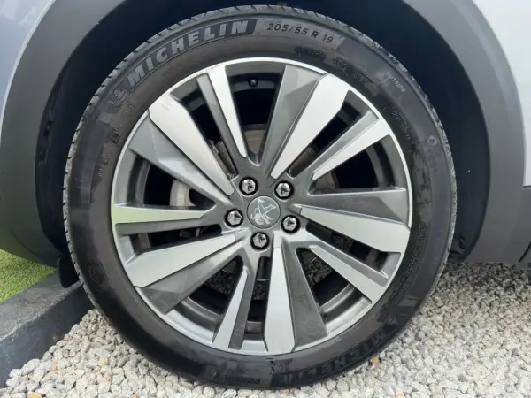 Peugeot 3008 1.6 BlueHDi Allure 7