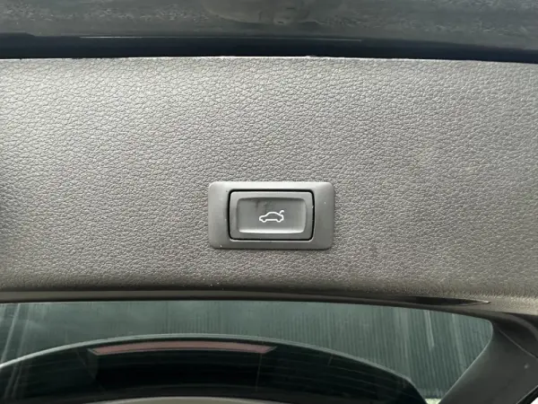 Audi e-tron 55 quattro 29