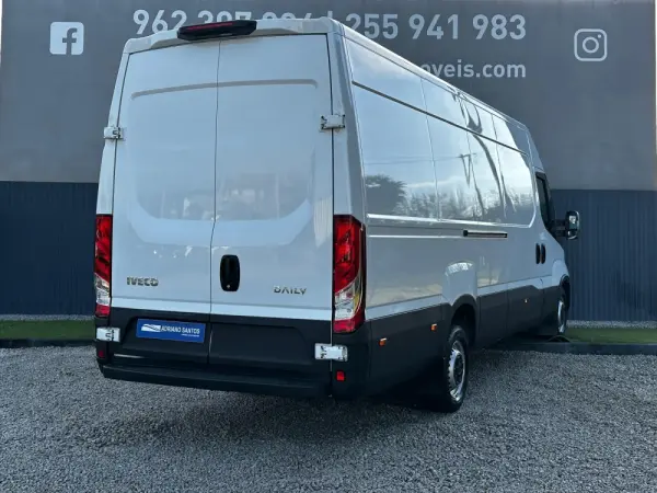 Iveco Daily Outro 6