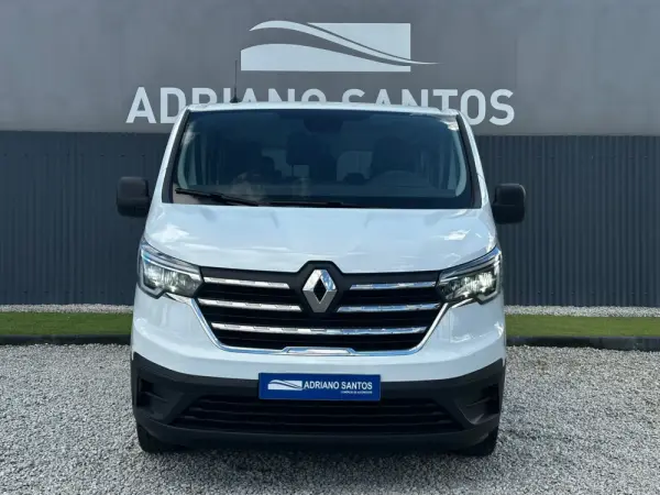 Renault Trafic 2.0 Blue dCi L2H2 Advance Increased Payload 2