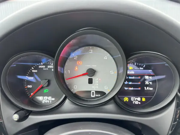 Porsche Macan S PDK 21