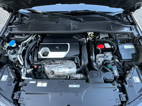 DS DS4 E-Tense Performance Line EAT8 25