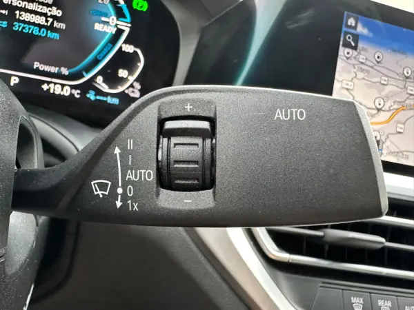 BMW 320 e Line Sport Auto 14