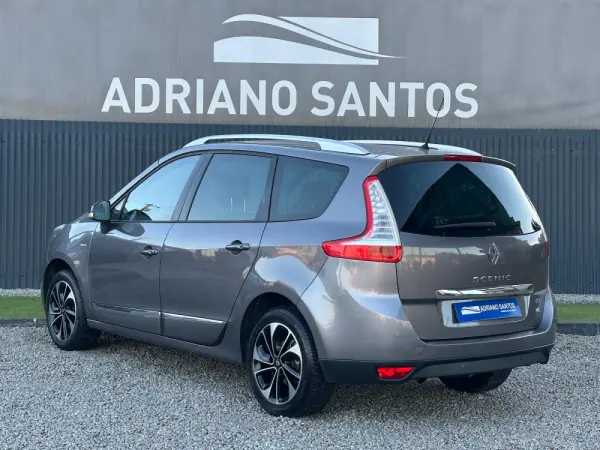 Renault Scénic 1.5 dCi Bose Edition SS 4