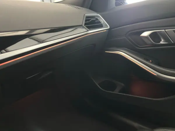 BMW 320 e Line Sport Auto 21