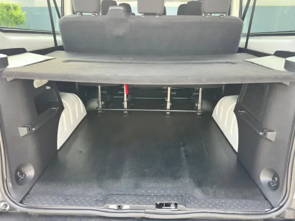 Renault Trafic 2.0 DCI L2 LONGA 12