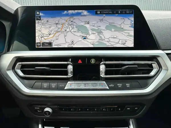BMW 320 e Line Sport Auto 11