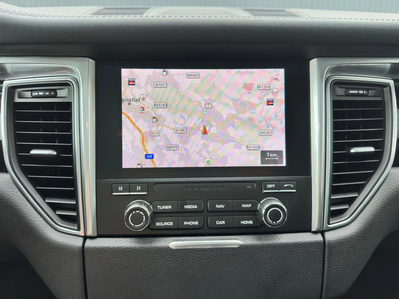 Porsche Macan S PDK 15