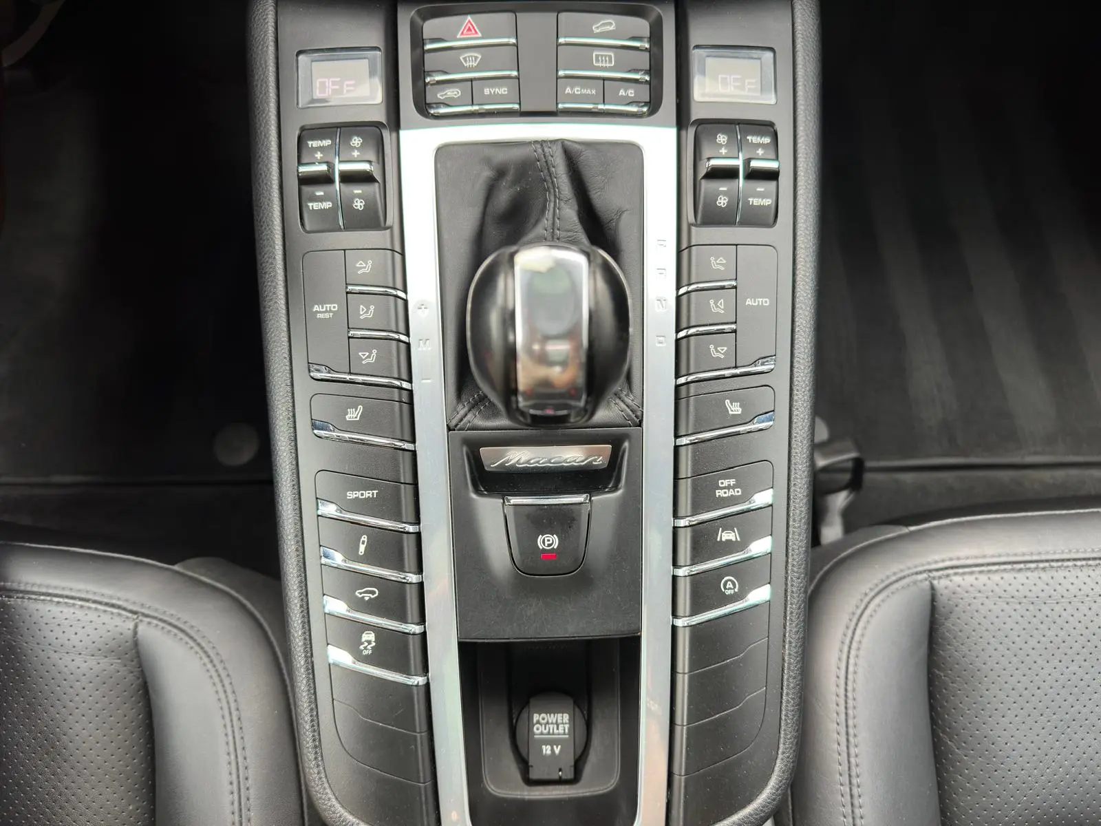 Porsche Macan S PDK 18