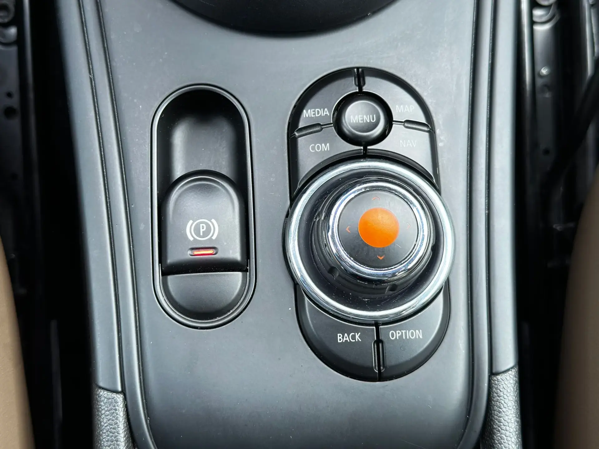 MINI Countryman Cooper SE ALL4 Auto 13