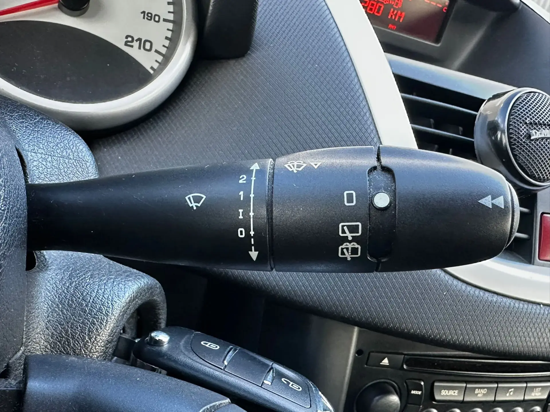 Peugeot 207 1.6 HDi Sport 14