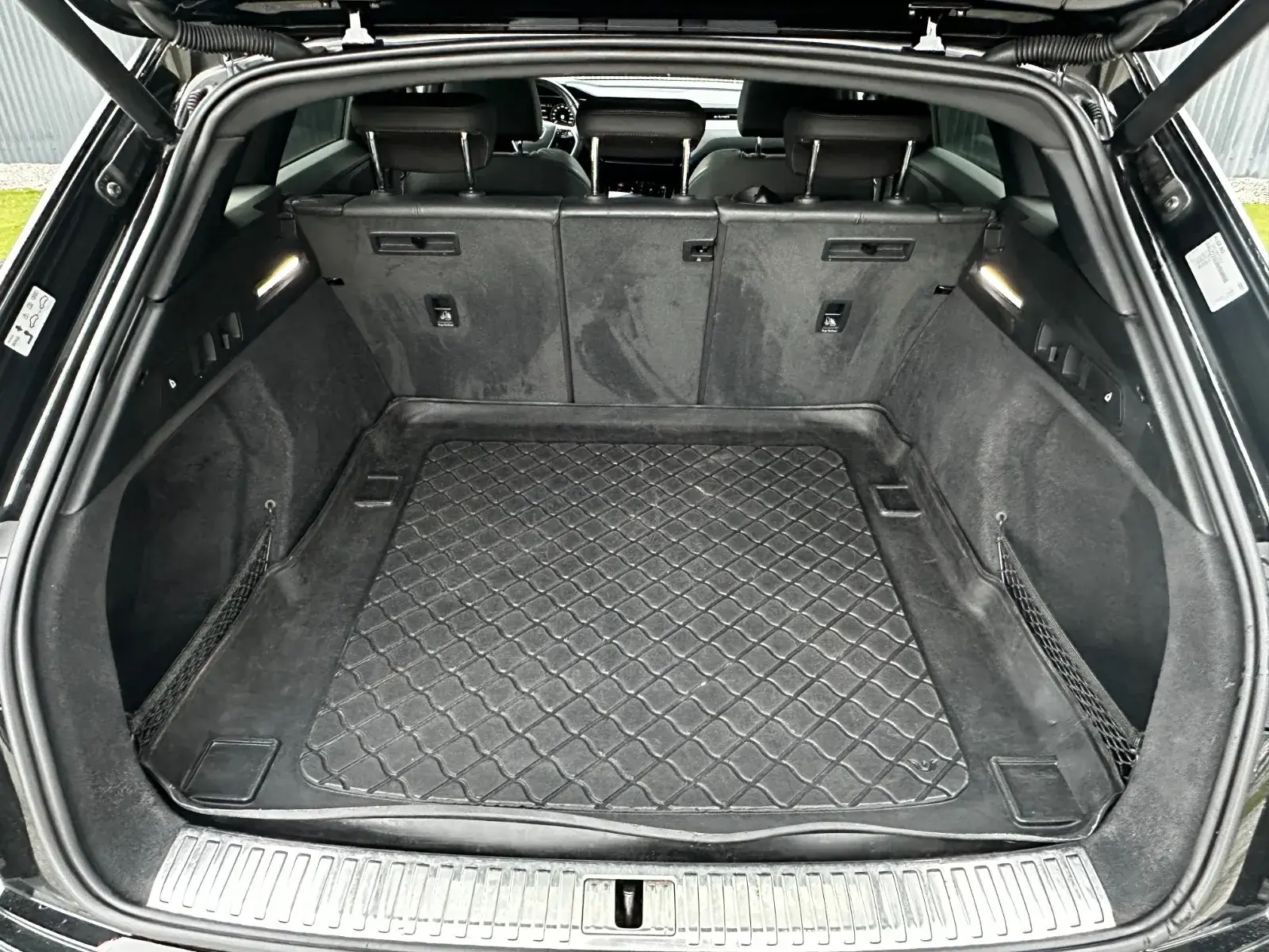 Audi e-tron 55 quattro 30