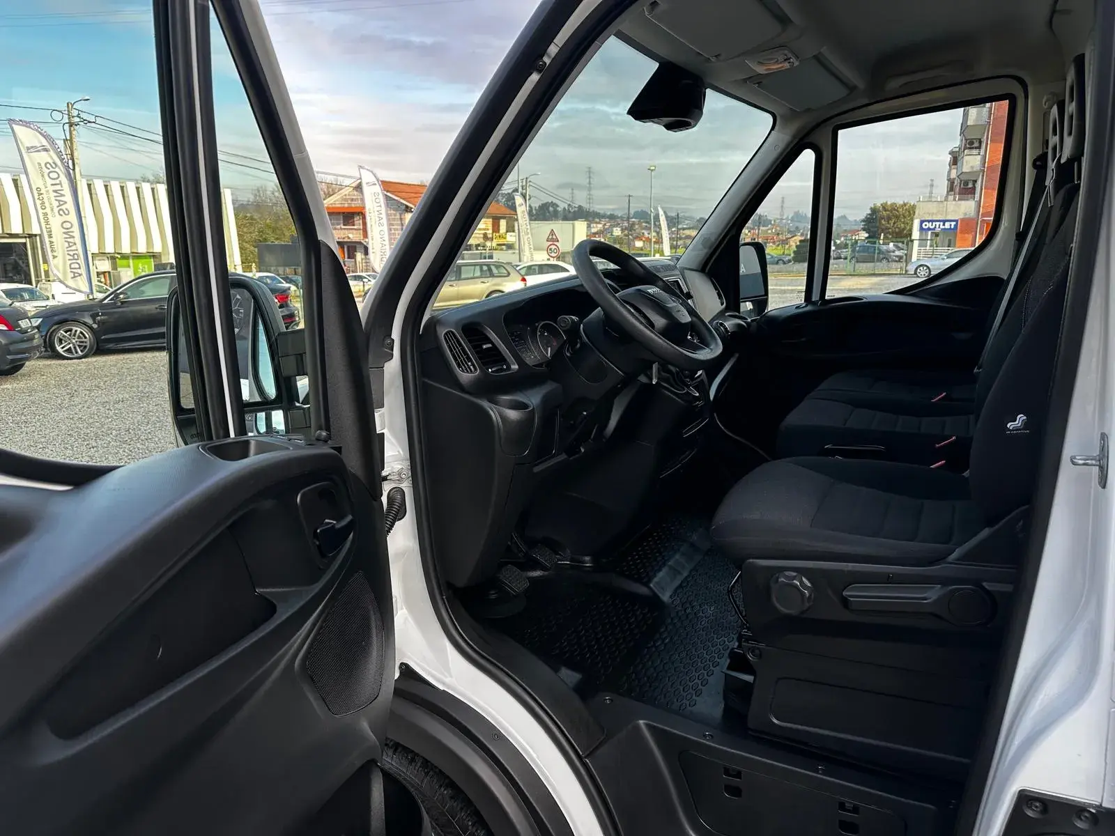 Iveco Daily Outro 8