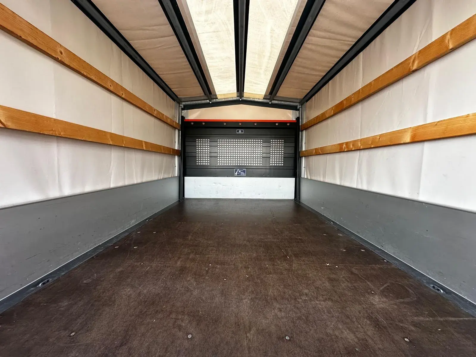 Renault Master L3H1 VA Base 24