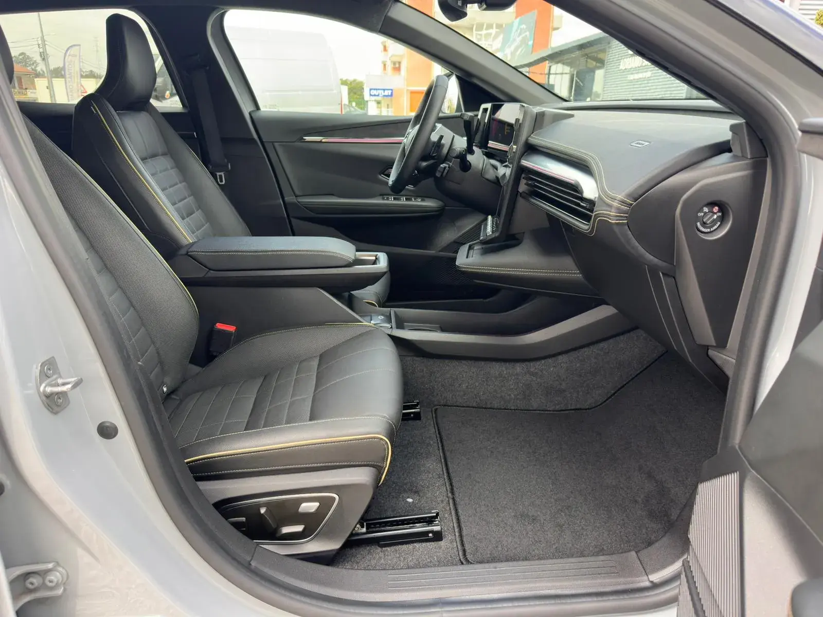 Renault Mégane E-Tech EV60 220hp optimum charge Iconic 8