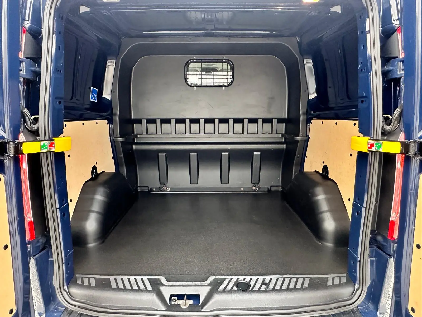 Ford Transit Custom L1H1 LKW VA Active 22