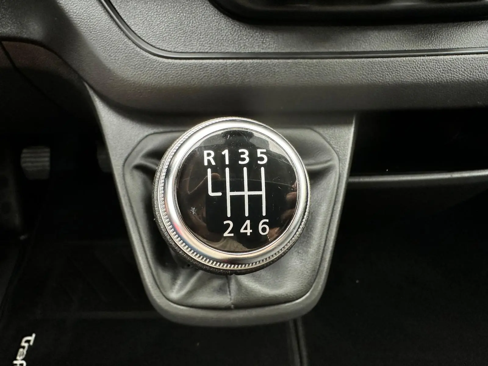 Renault Trafic 2.0 Blue dCi L2 Grand SpaceClass 17