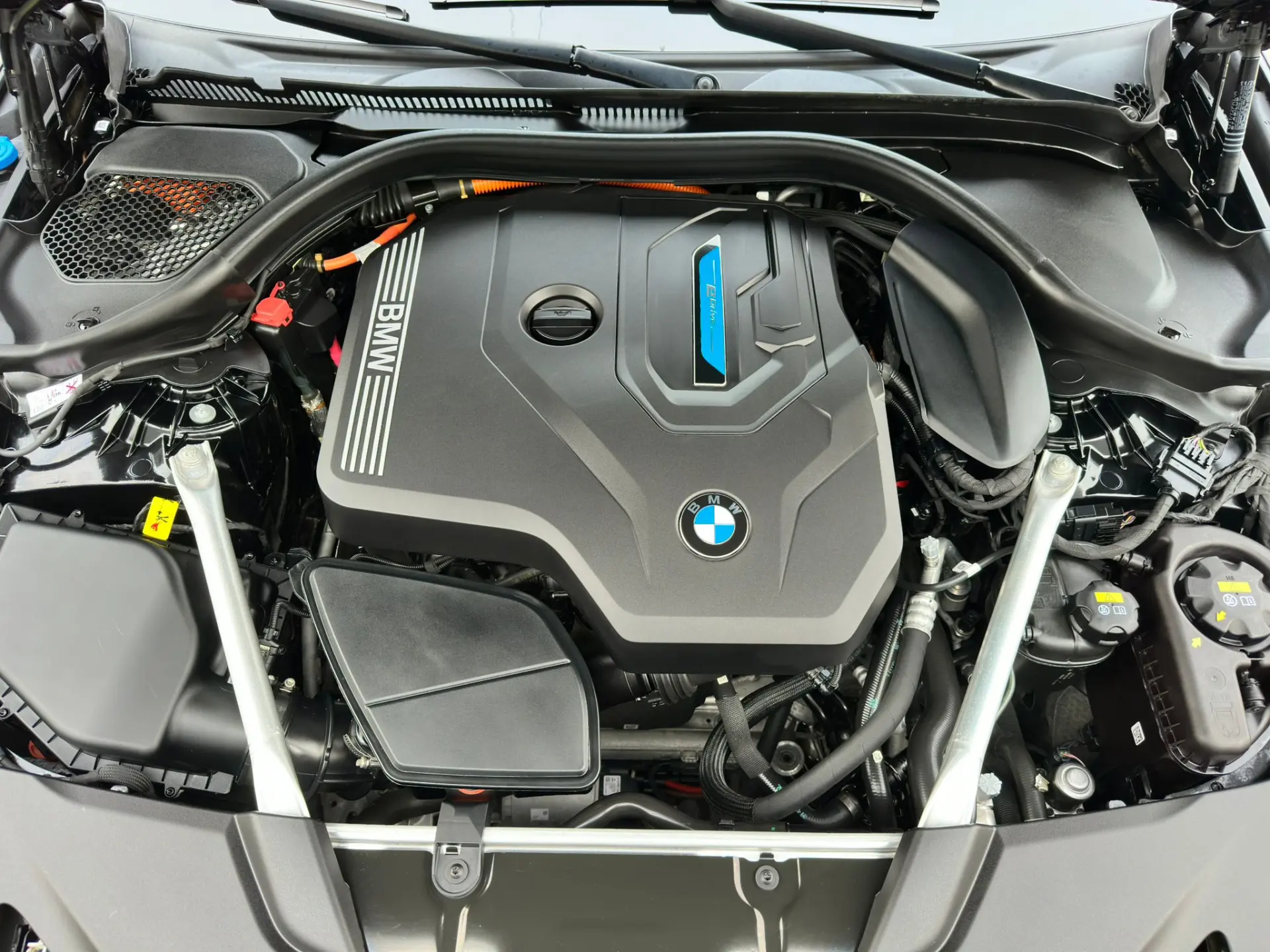 BMW 530 Gran Turismo Touring 24