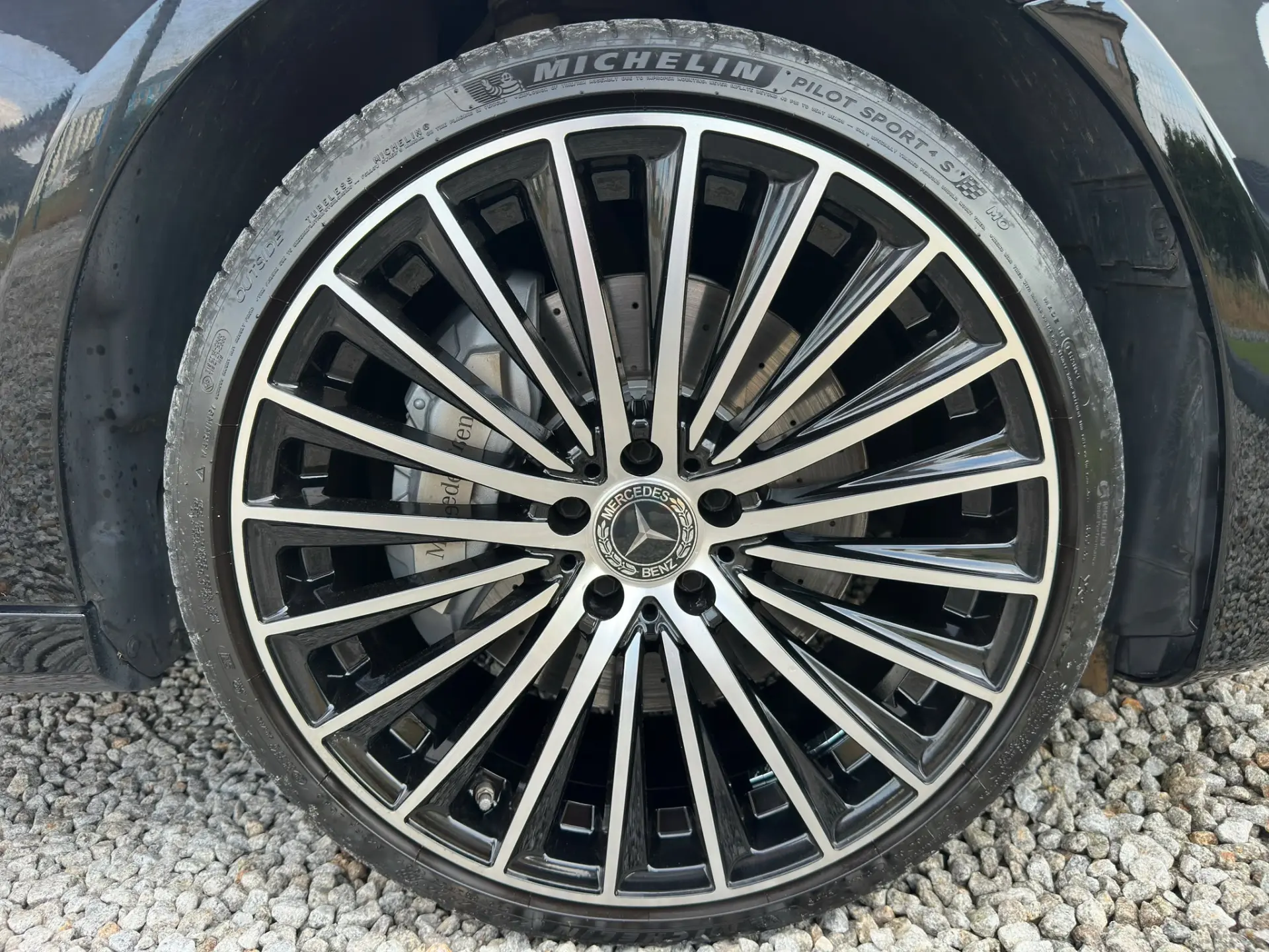 Mercedes-Benz E 300 de AMG Line 8