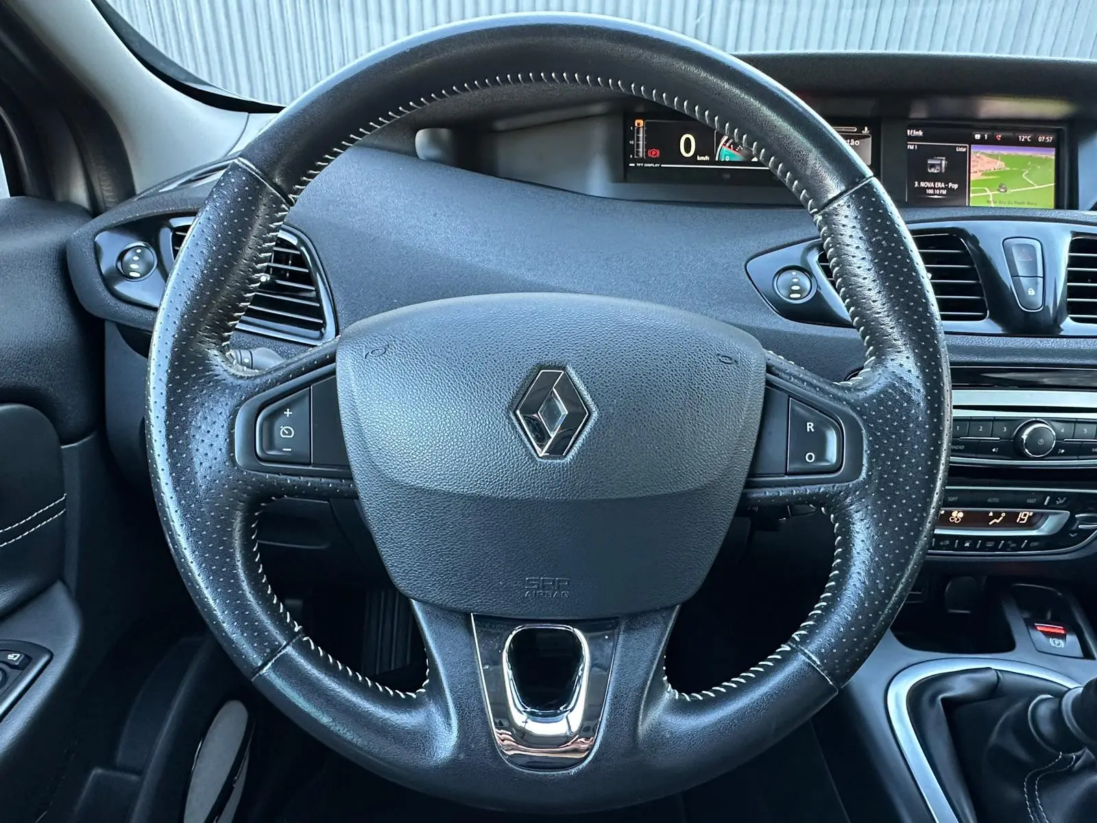 Renault Scénic 1.5 dCi Bose Edition SS 15