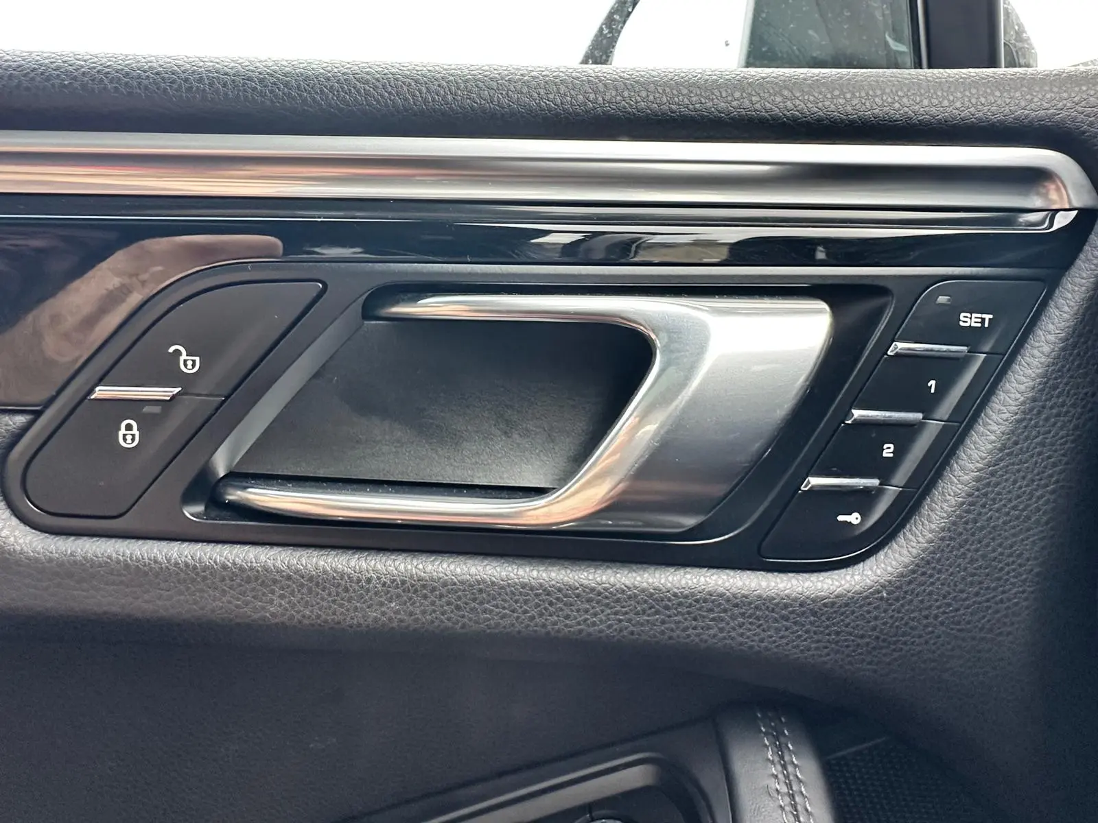 Porsche Macan S PDK 27