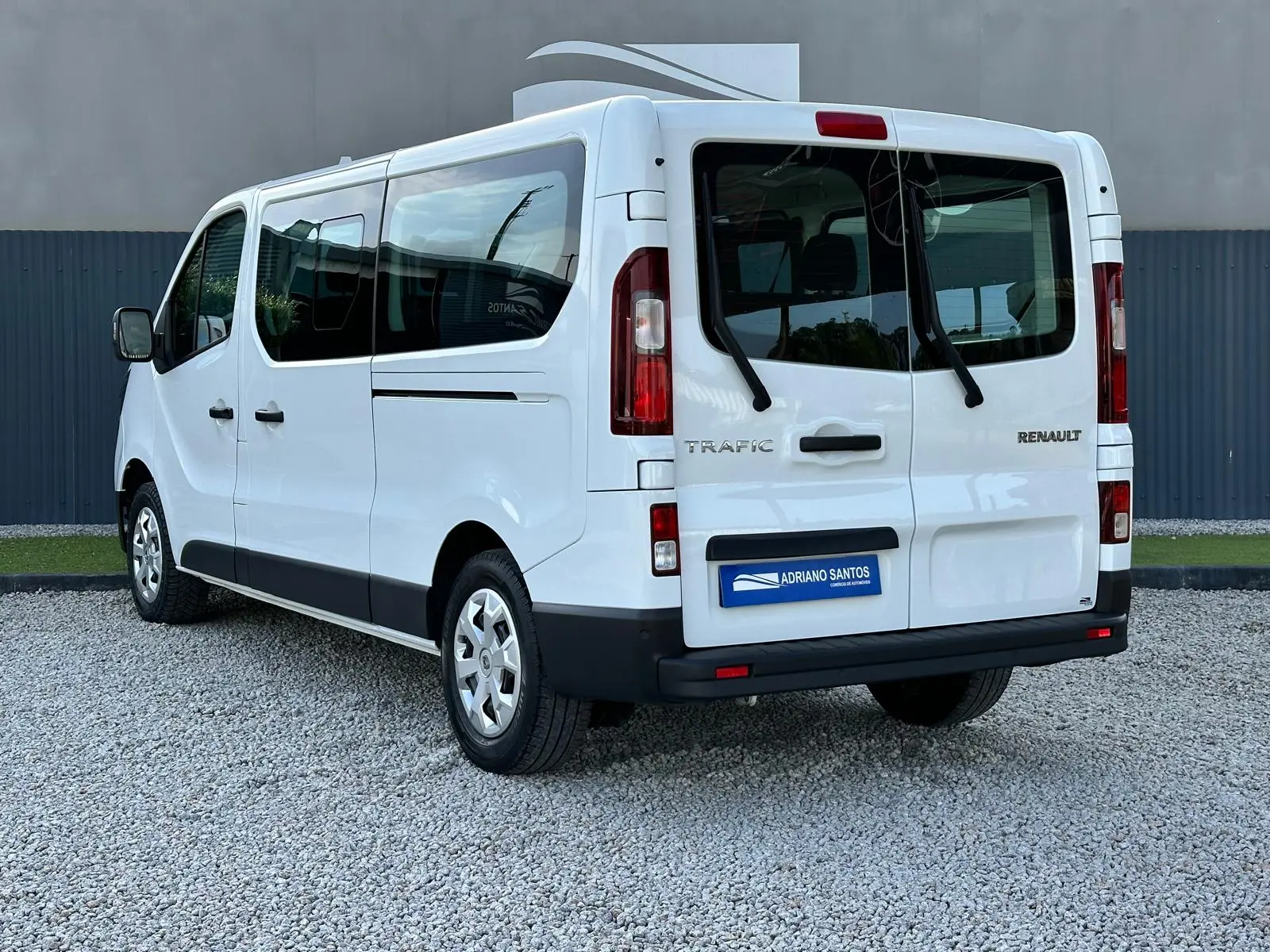 Renault Trafic 2.0 DCI L2 LONGA 5
