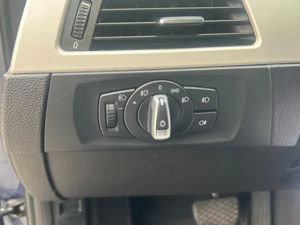 BMW 318 d Auto 20