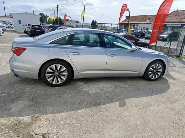 Audi A6 50 TFSI e quattro S tronic design 6