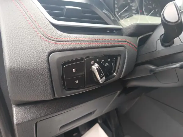 BMW 218 Active Tourer i Sport Line 19