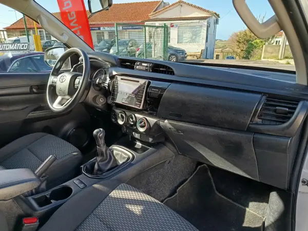Toyota Hilux 2.4 D-4D 4WD Challenge 15
