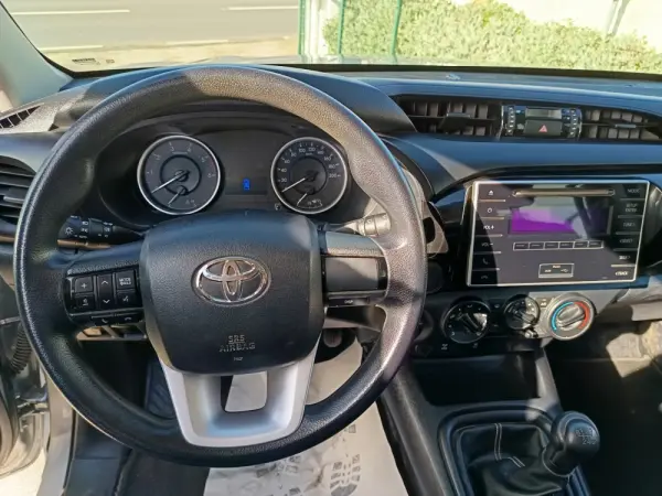 Toyota Hilux 2.4 D-4D 4WD Challenge 21