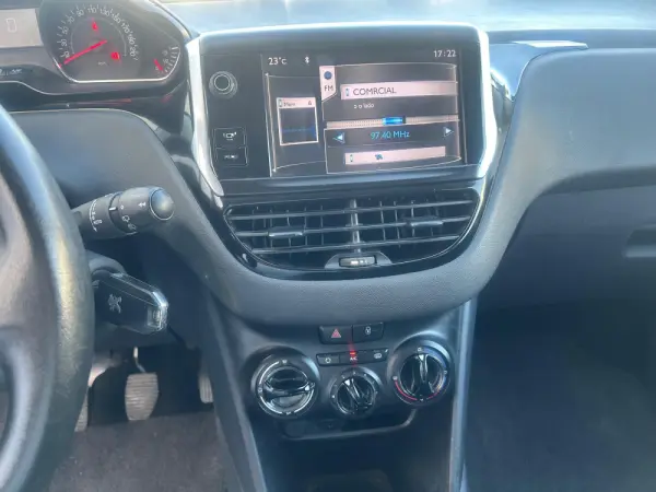 Peugeot 208 1.4 VTi Access 16