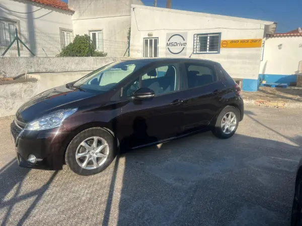 Peugeot 208 1.4 VTi Access 2