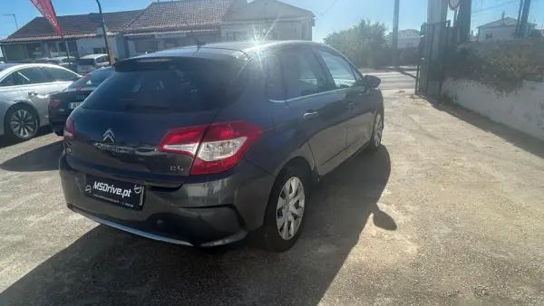 Citroen C4 1.6 e-HDi Exclusive CMP6 6