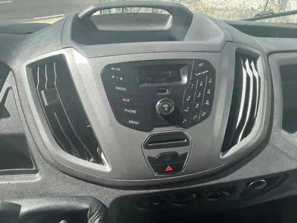 Ford Transit Outro 18