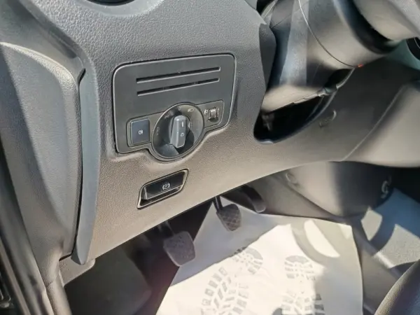 Mercedes-Benz Vito Tourer 109 CDi/32 Select 17