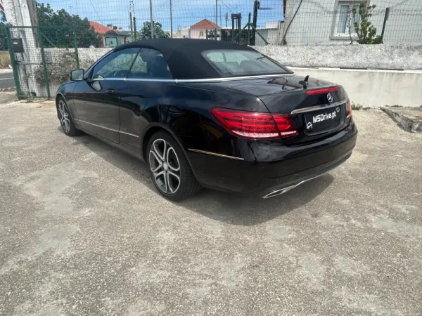 Mercedes-Benz E 220 BlueTEC Auto 6