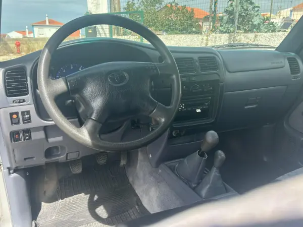 Toyota Hilux 2.5 D4-D Tracker 14