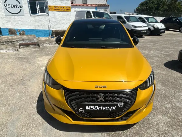 Peugeot 208 1.2 PureTech GT EAT8 8