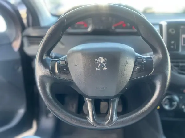 Peugeot 208 1.4 VTi Access 15