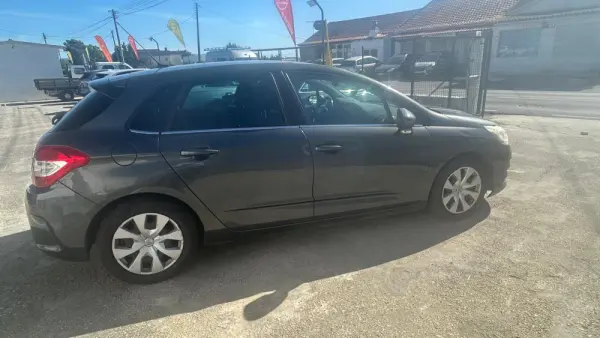 Citroen C4 1.6 e-HDi Exclusive CMP6 7
