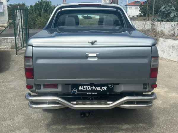 Toyota Hilux 2.5 D4-D Tracker 5