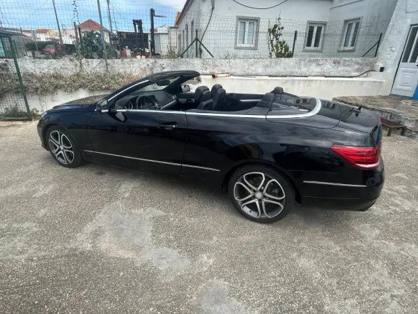 Mercedes-Benz E 220 BlueTEC Auto 12