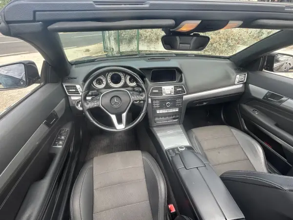 Mercedes-Benz E 220 BlueTEC Auto 18